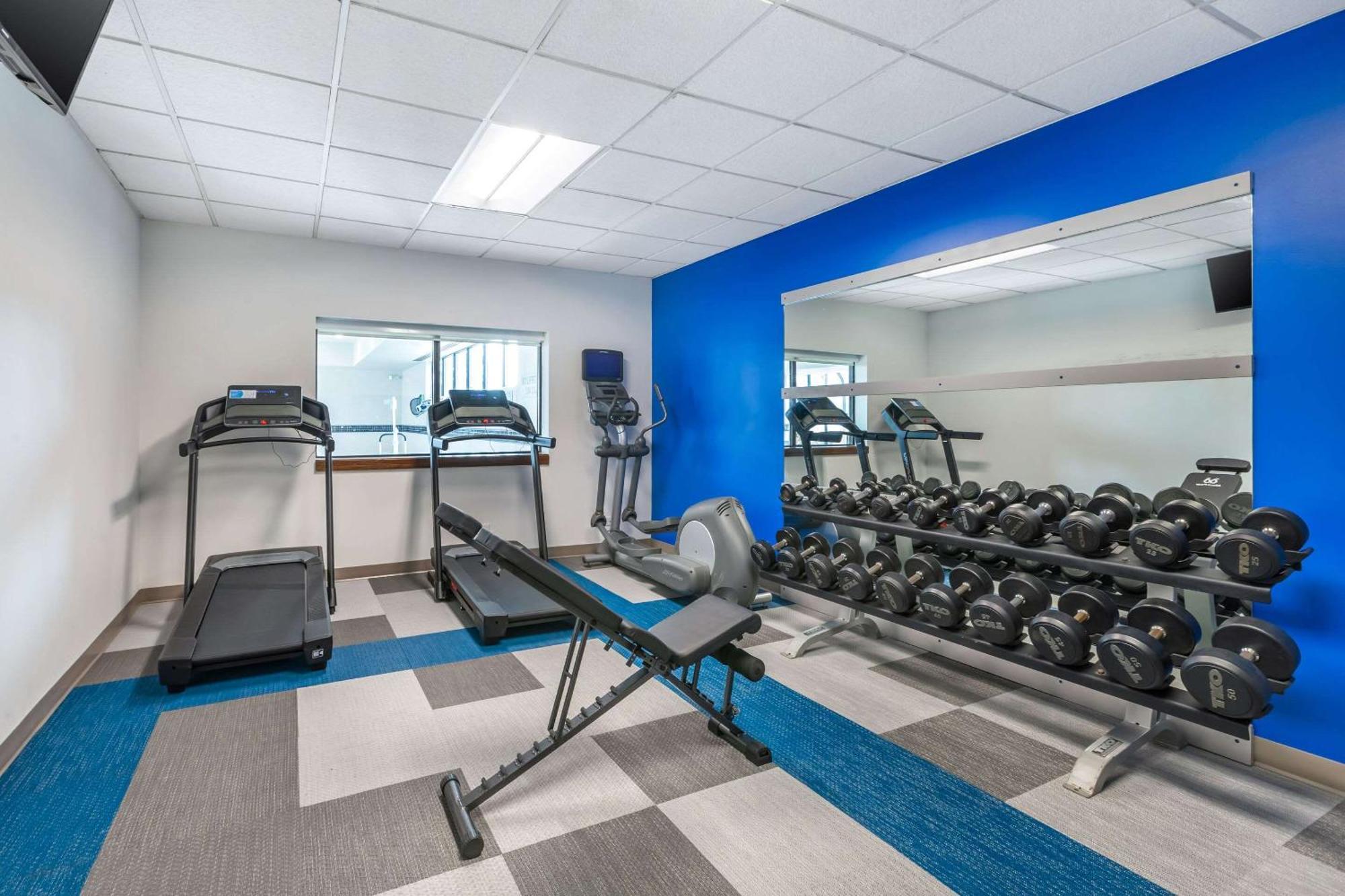 Comfort Inn & Suites Arlington Heights - Buffalo Grove Екстериор снимка