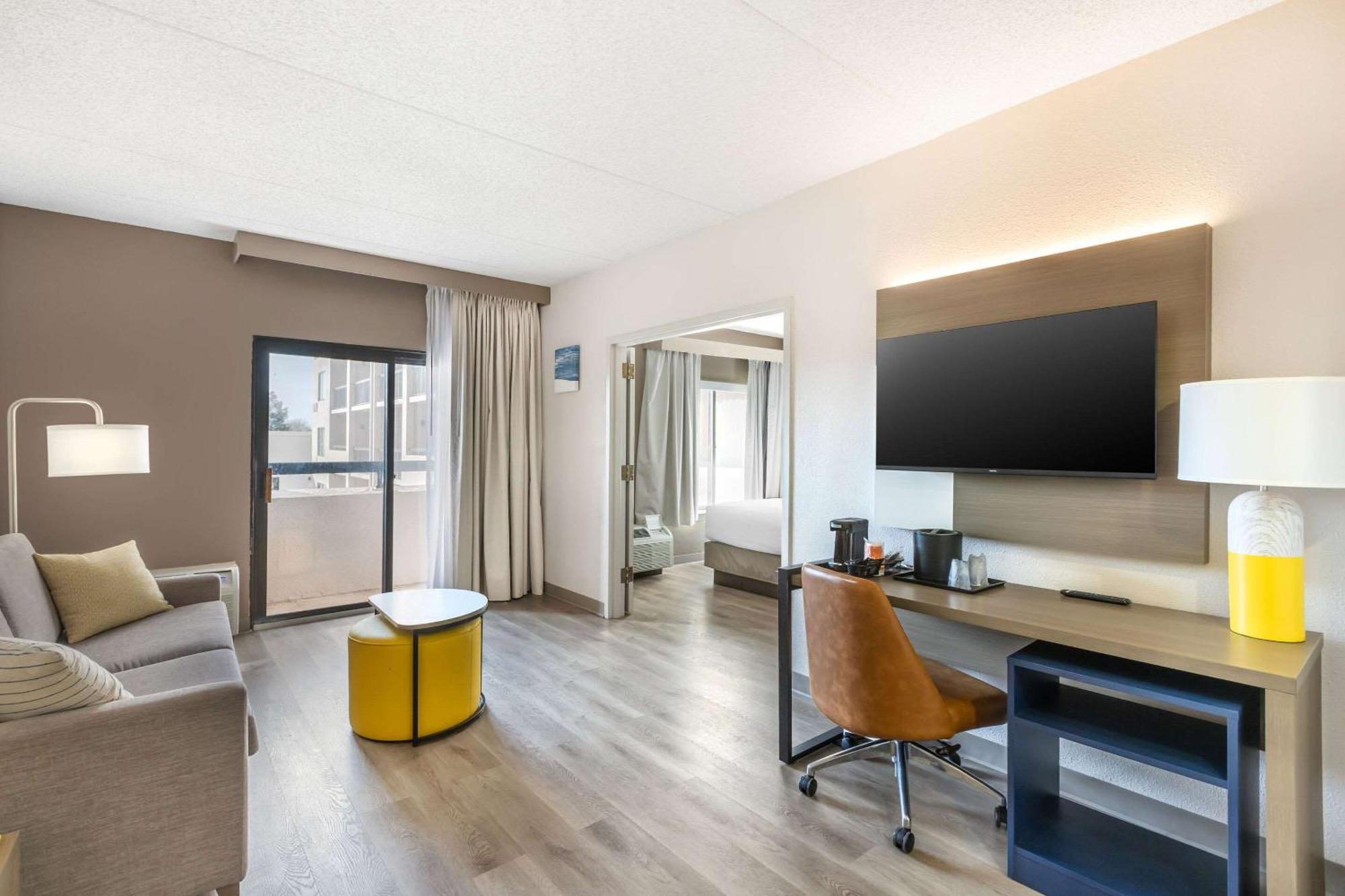 Comfort Inn & Suites Arlington Heights - Buffalo Grove Екстериор снимка