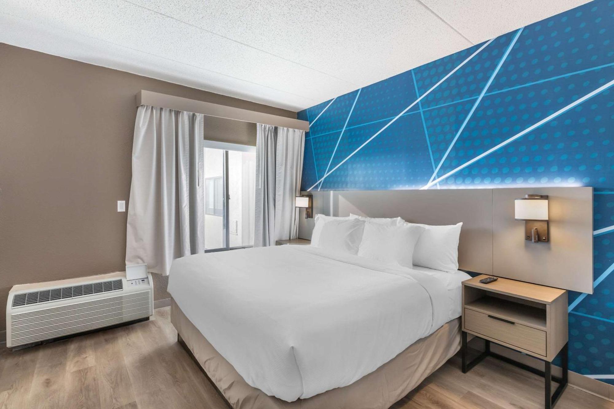 Comfort Inn & Suites Arlington Heights - Buffalo Grove Екстериор снимка