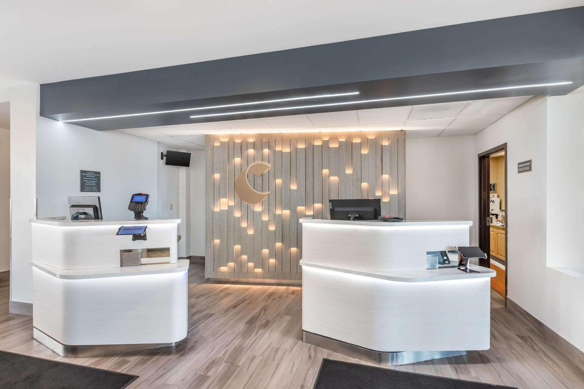 Comfort Inn & Suites Arlington Heights - Buffalo Grove Екстериор снимка