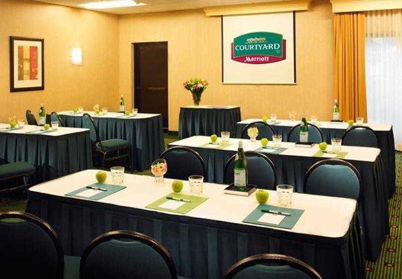 Comfort Inn & Suites Arlington Heights - Buffalo Grove Съоръжения снимка